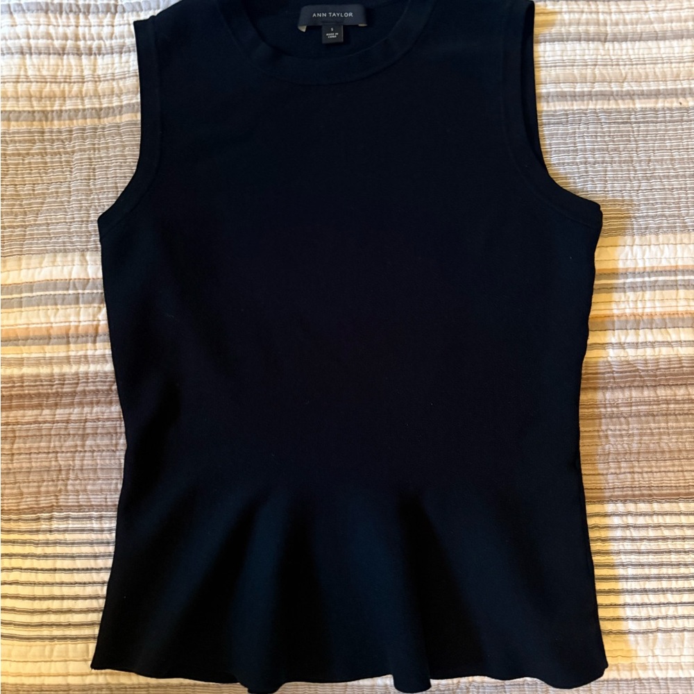 Ann Taylor Sweater Peplum Black Sleeveless Top - Picture 2 of 5